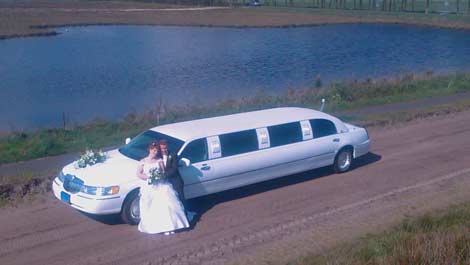 Limousine huren in Leeuwarden, Dokkum, Drachten, Heerenveen, Wolvega, Sneek, Lemmer, Oosterwolde
